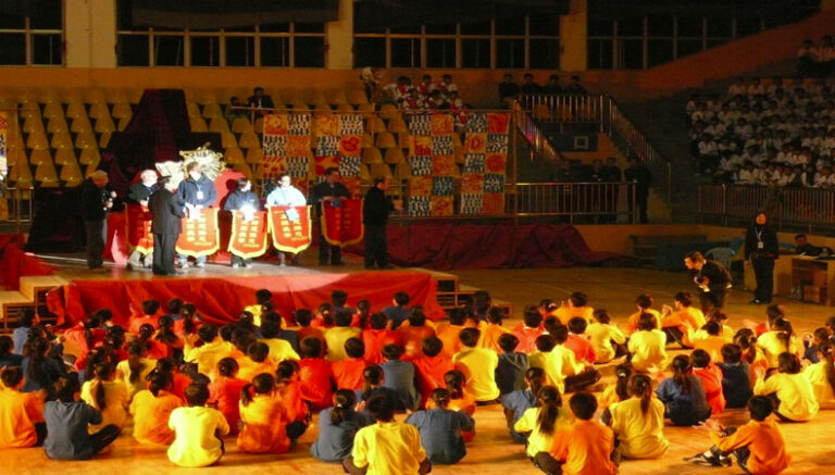 廣西藤縣2011 – 獅子王